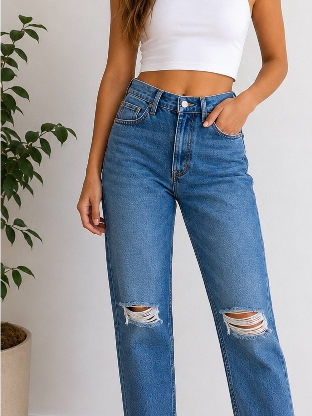 Jean ZARA Distressed Straight Leg Jeans Women’s US 8 (EUR 40) Blue Denim Classic